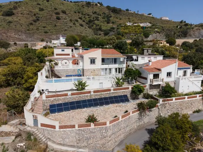 Villa 3 Dormitorios Vistas al Mar Sistema Inteligente Piscina Privada
