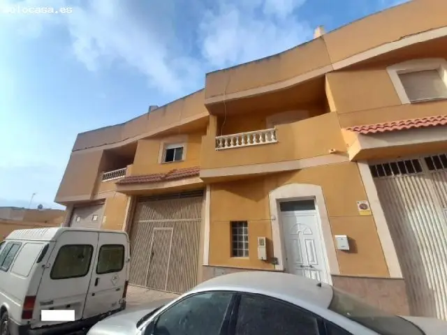 Dúplex 5 Dormitorios Las Norias de Daza