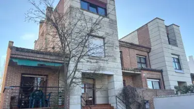 Chalet en venta en El Piñon cerca de Valladolid