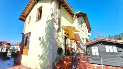 Casa pareada en venta en Riaño de Ibio