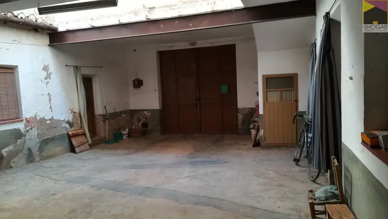 Casa en Molino Valdepe	




tildeas 200m2 a reformar