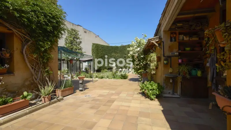 Casa Rural con Piscina y Ascensor en Riudarenes