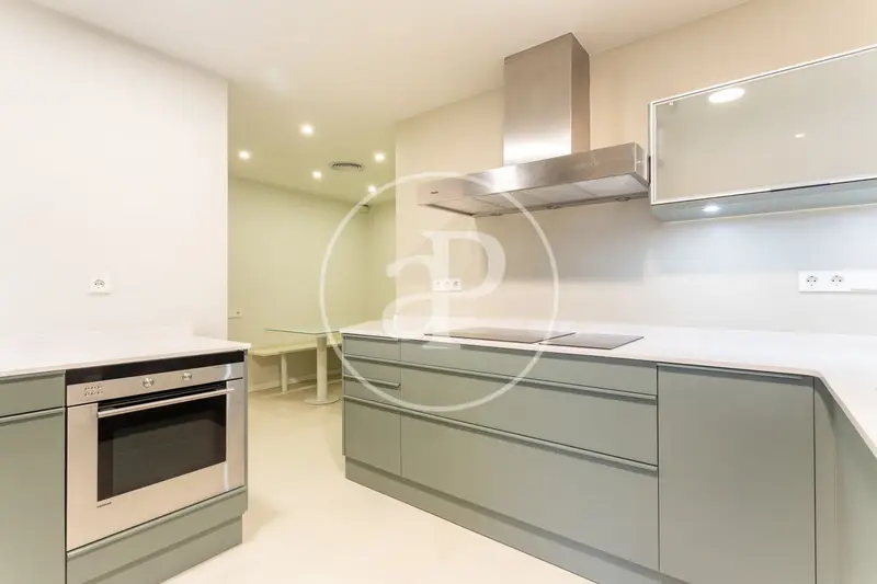 Atico Duplex en Tres Torres con Terraza 101m2 y Vistas