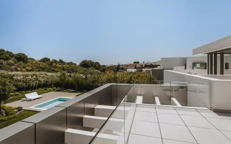 Villa de Lujo en El Paraiso Nueva Milla de Oro