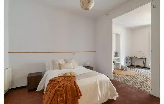 Alquiler Apartamento 4 Dormitorios Barcelona Estudiantes Trabajadores