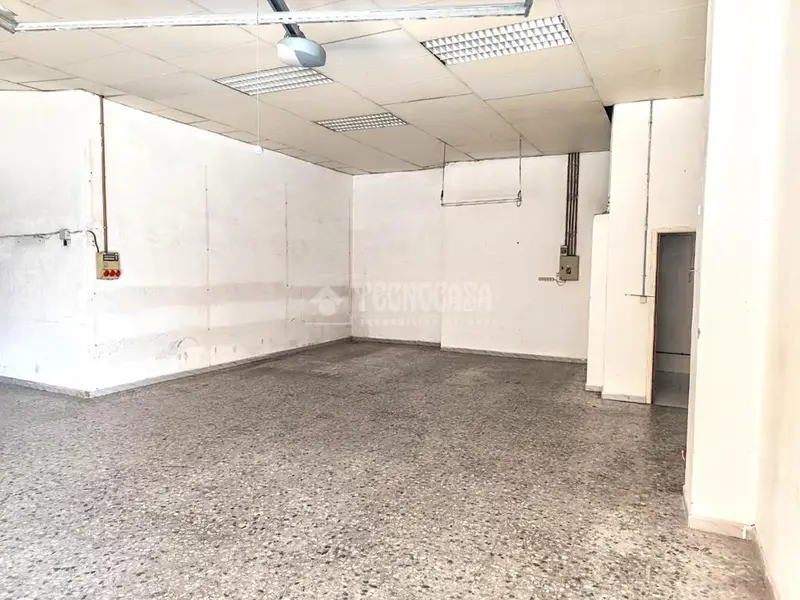 Local Comercial en Venta en Motril Centro