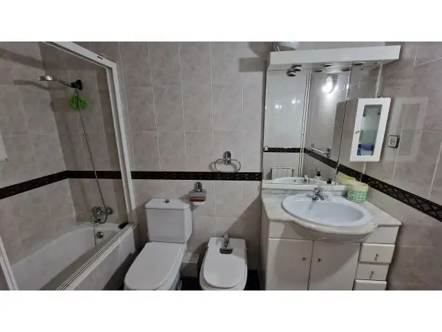 Piso En Av. Torrente Gornal Hospitalet De Llobregat, L , (Barcelona)