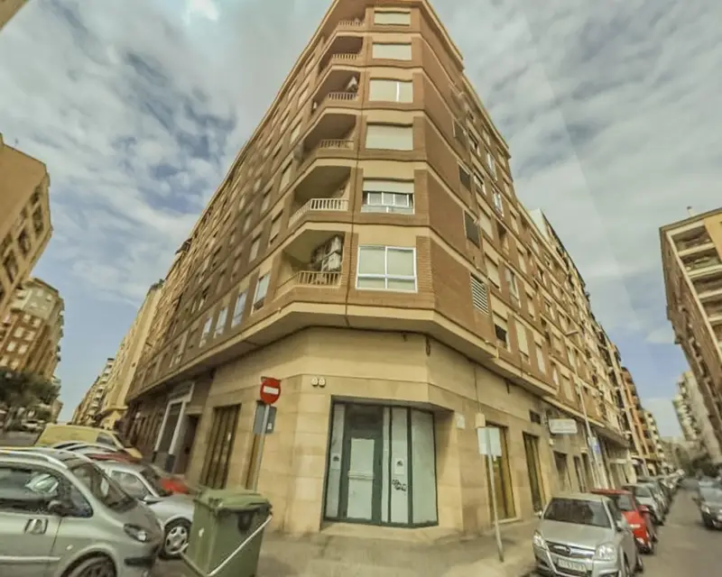 Piso en Grao de Castellón con Garaje de 104m2 3 habitaciones y 2 baños