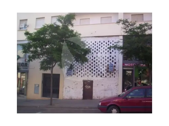 Venta y Alquiler Local Comercial San Roque