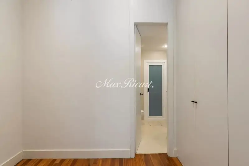 Casa en Sarria con Jardin y Piscina