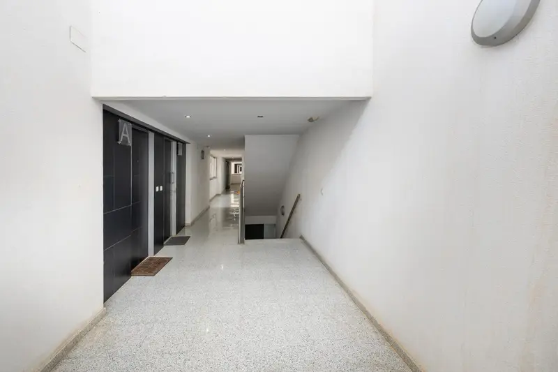 Piso en Venta en El Serrallo Granada 120m2 3 Dormitorios 2 Banos