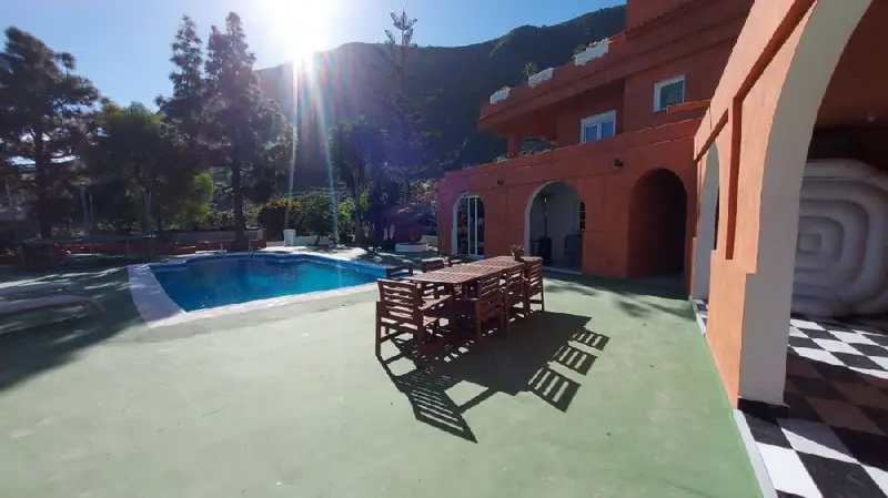 Venta Chalet con Terraza en Güimar 360m2 5000m2