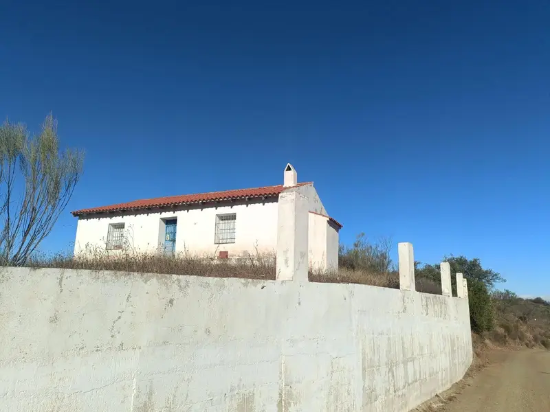 Casa Rural con Proyecto de Hotel en Nueva M	laga