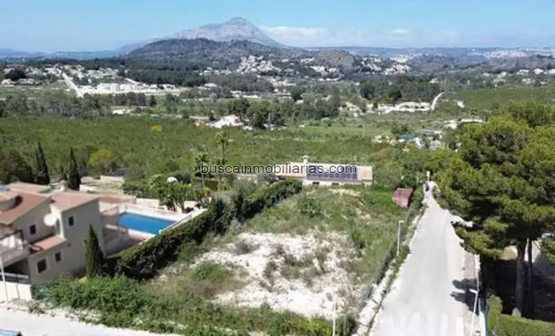 Parcela en Venta Jávea 1058m² Vistas al Mar y Montgó Licencia para Construir
