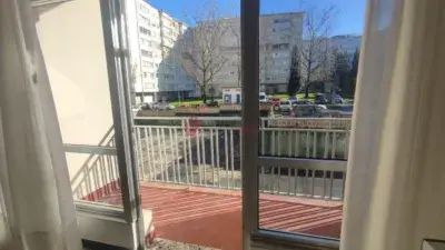 Alquiler piso Caranza militares 4 dormitorios terraza