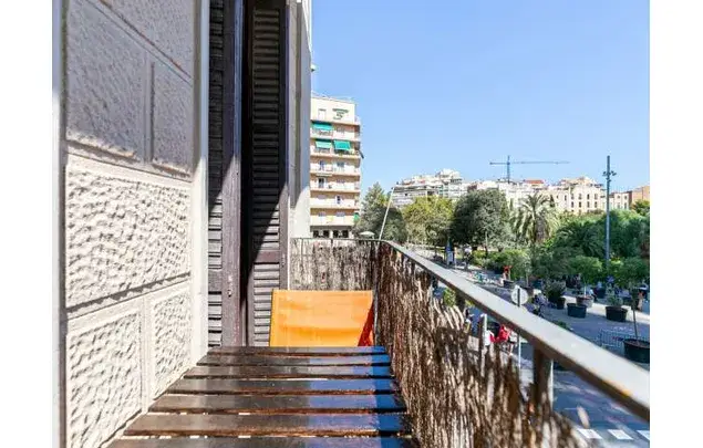 Apartamento con Vistas a la Sagrada Familia en el Eixample