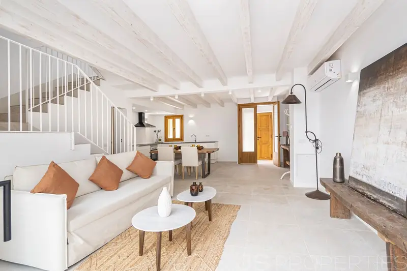 Casa en Pollensa con Piscina y Estilo Mediterráneo