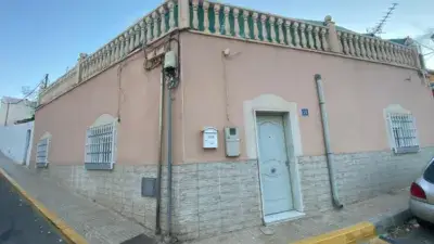 Casa en venta en Calle de la Fuente