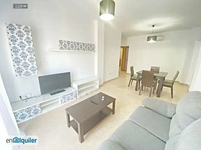 Alquiler piso con 2 baños Cartama