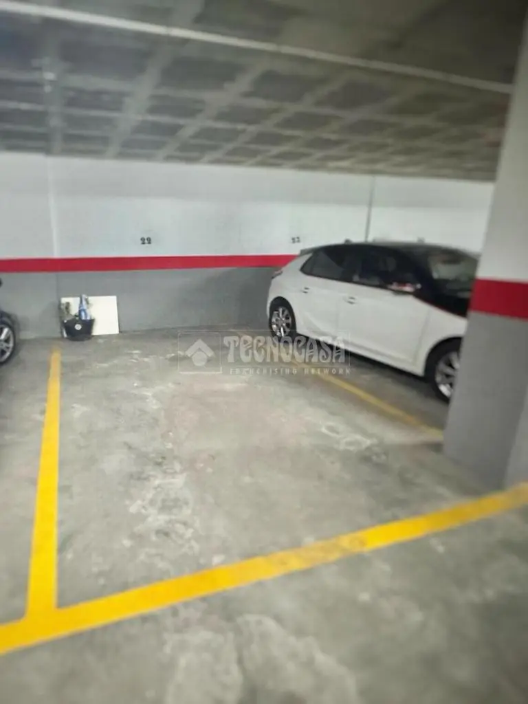 Plaza de Garaje en Venta Estepona Huerta Nueva