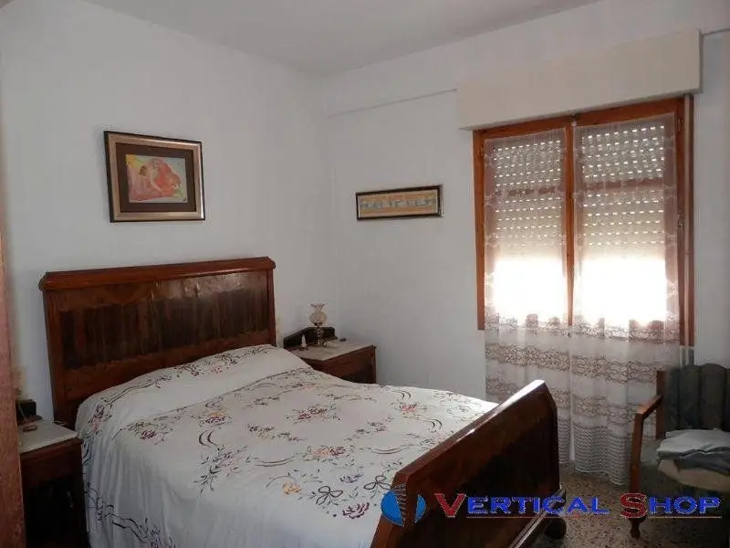 Venta Piso 4 Habitaciones Calle Mayor Caudete