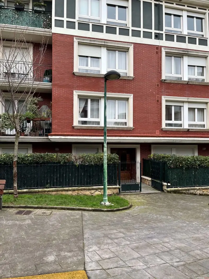 Bajo con Jardin en Algorta 70m2 2 habitaciones 2 baños