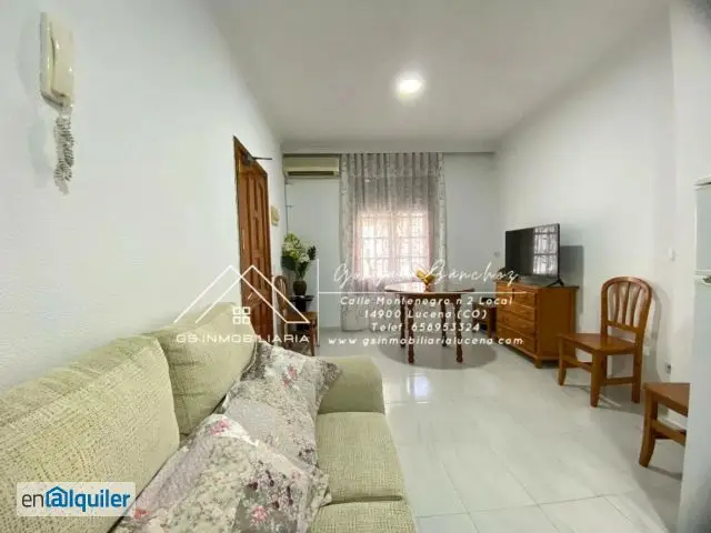 Piso en San Francisco Lucena 2 habitaciones planta baja