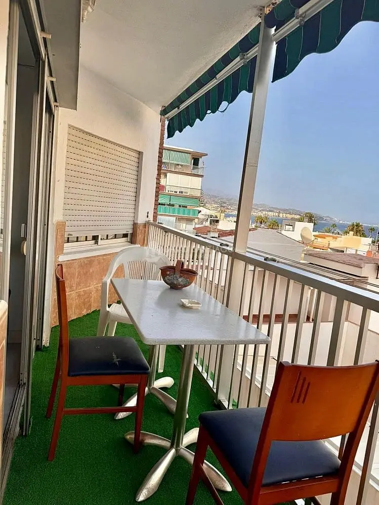 Apartamento en Torre del Mar con Vistas al Mar