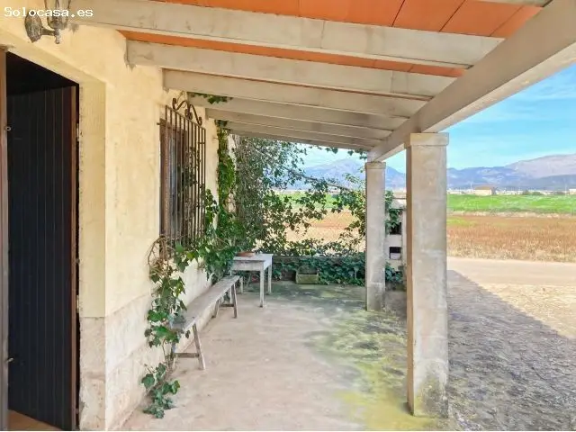 Casa con Finca y Vistas Panorámicas para Reformar