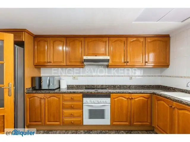 Alquiler Piso 105m2 València 3 Dormitorios 2 Baños Garaje Ascensor