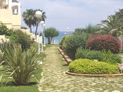 Piso de 2 Dormitorios alquiler Denia, España