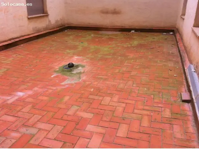 Piso En Venta En Almansa 4 Dormitorios Centro