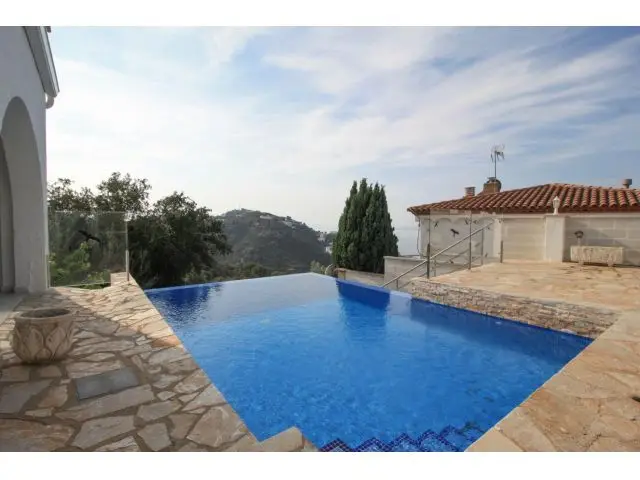 Chalet 4 Dormitorios Roses Els Grecs Vistas Bahia Piscina