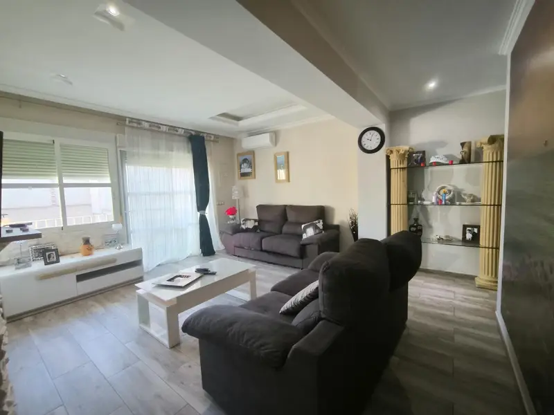 Alquiler Piso Reformado Campoamor 3 Dormitorios Balcon