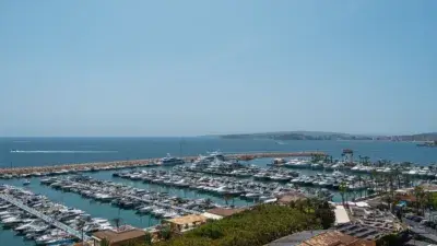 Apartamento en Puerto Portals con Vistas al Mar