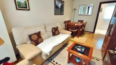 Piso en venta en Ciudad Naranco 3 habitaciones