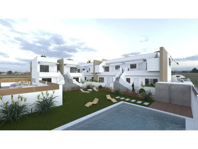 Bungalow en Pilar de la Horadada con Solarium Privado