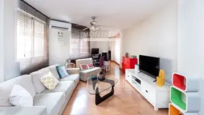 Piso en Venta en Armilla Cerca del Metro 2 Dormitorios