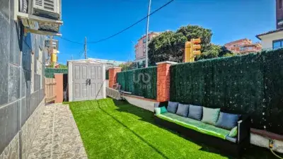 Casa con Local Comercial en Premià de Mar