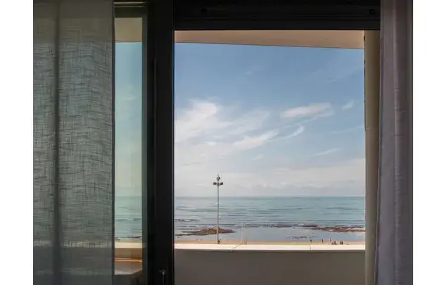 Apartamento en Cádiz 60m2 Primera Linea de Playa