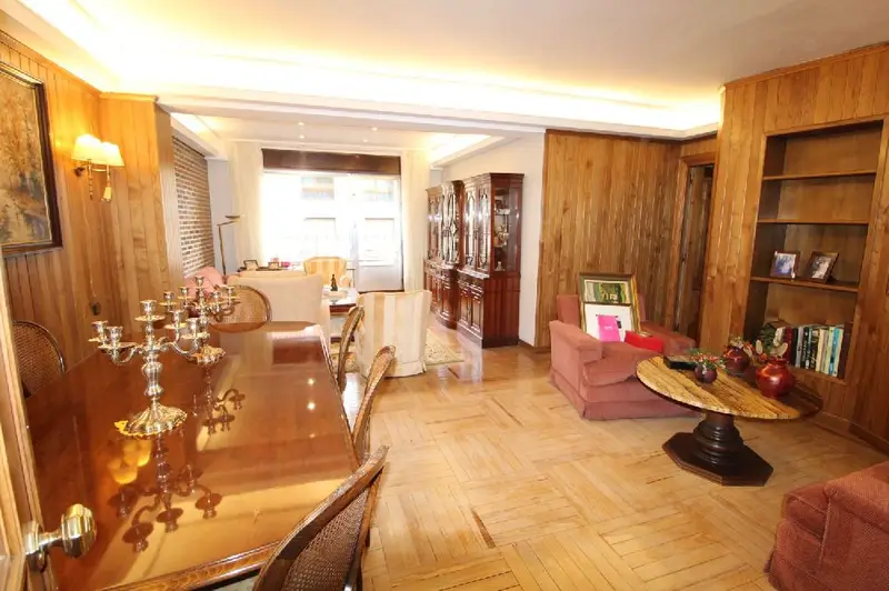 Venta Piso 146m2 5 Dorm 3 Baños Centro Oviedo Garaje