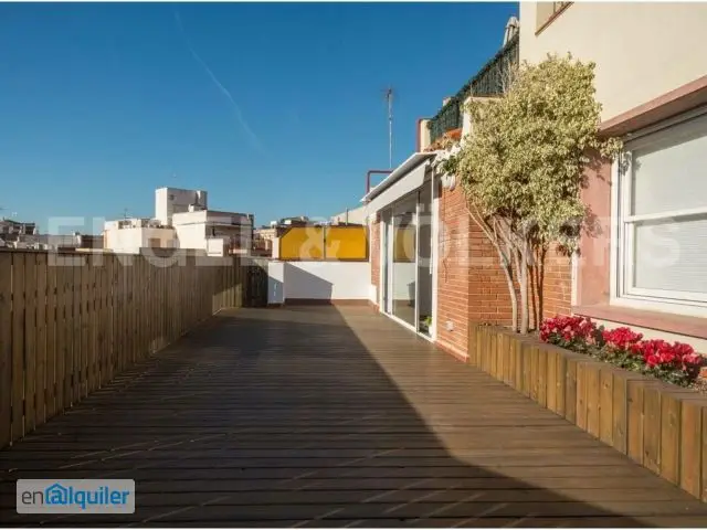 Alquiler Loft con Terraza y Ascensor en Eixample