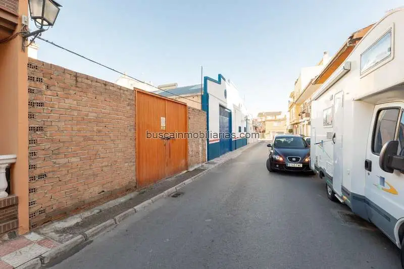 Solar Urbano en Armilla 137m²  Construccion 383m²