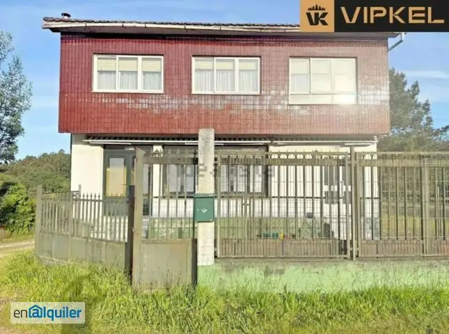 Casa Espaciosa con Terreno 6000m2 Cerca Aeropuerto Santiago