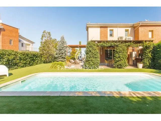 Casa En Alquiler Con Encanto En Vallromanes: Tranquilidad, Naturaleza Y Confort