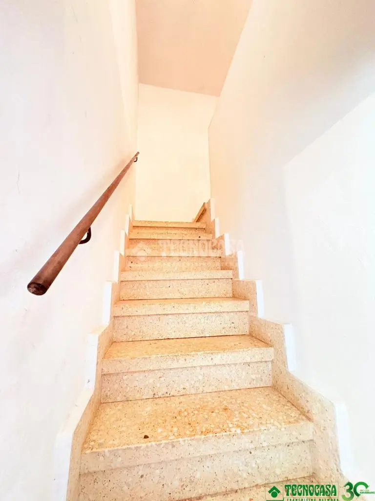 Casa en Venta Candeleda 5 Dormitorios 2 Baños