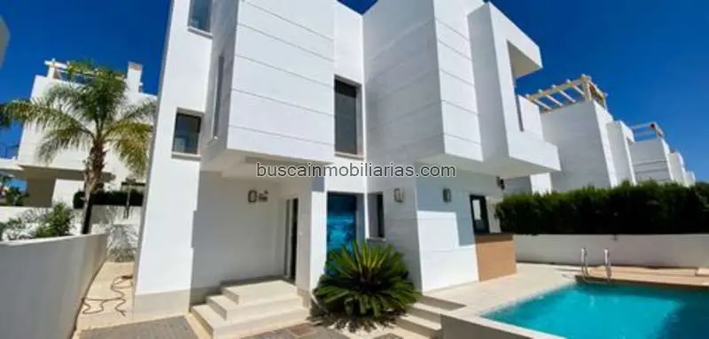 Villa en Venta Doña Pepa Ciudad Quesada 3 Dormitorios Piscina Privada