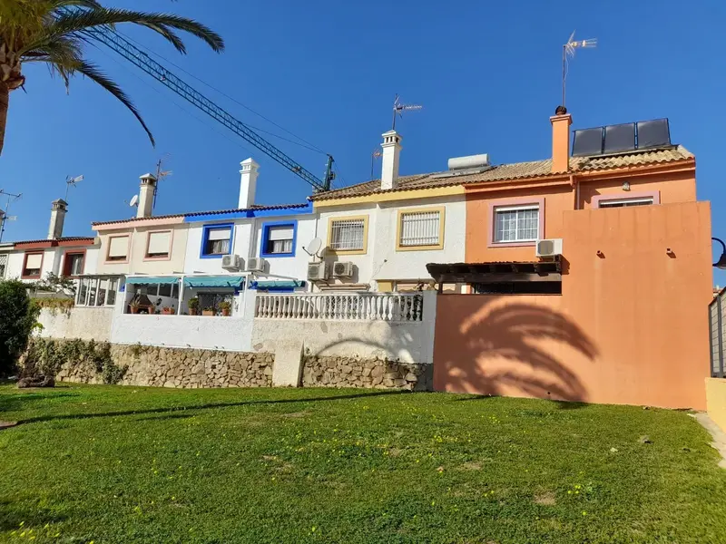 Adosado 3 Dormitorios Las Lagunas Costa del Sol