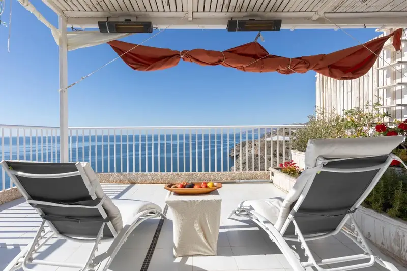 Adosado en venta en La Rabita con vistas al mar