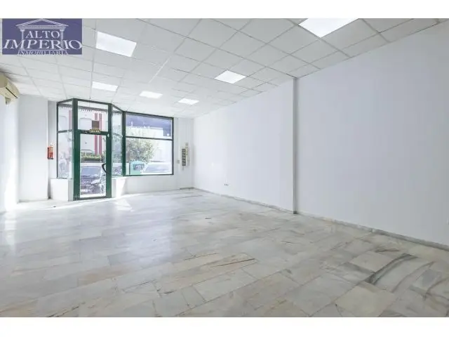 Nave Industrial en Juncaril 210m2 Tres Plantas Aire Acondicionado
